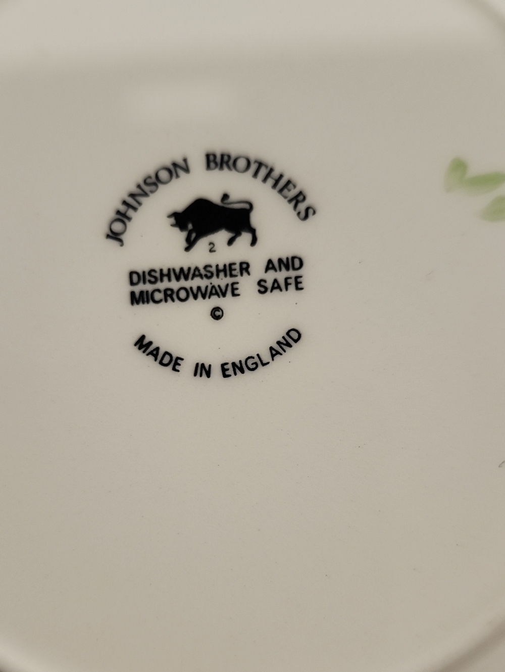 Johnson Bros VINTAGE Bowl - Picture 3 of 3